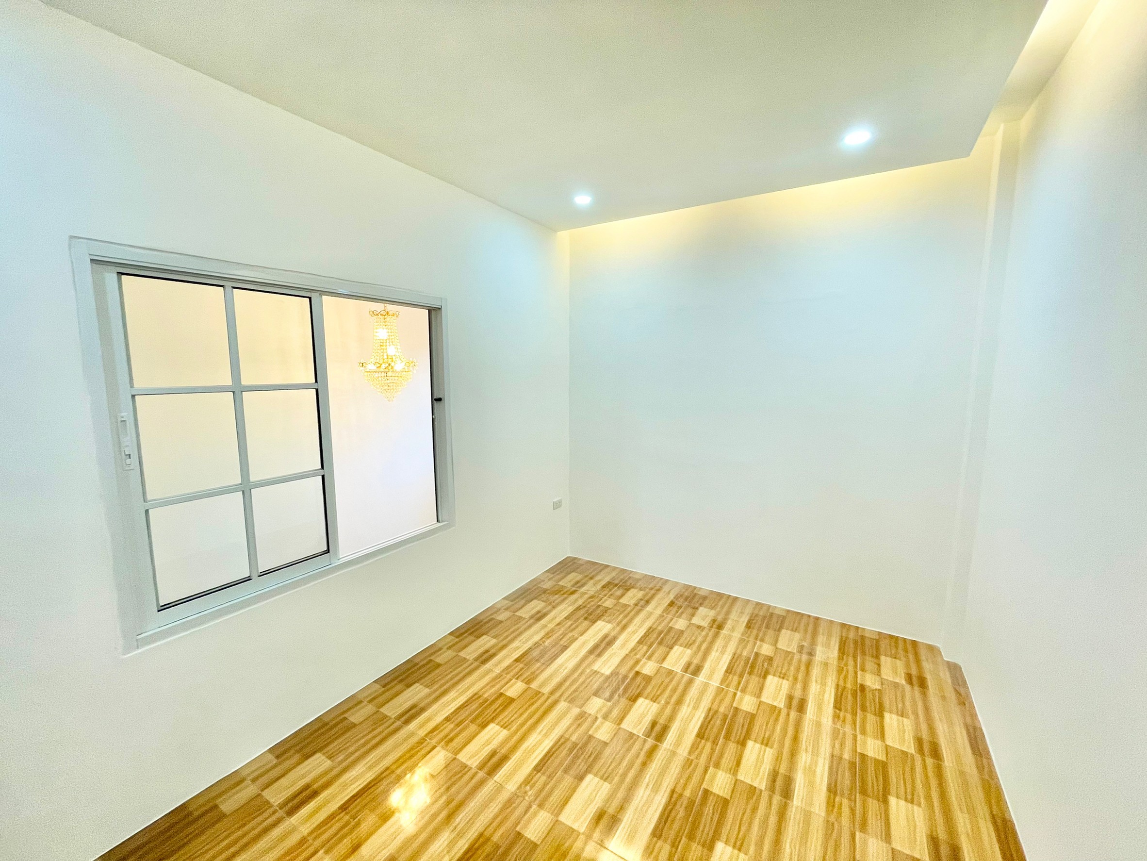 ทาวน์เฮ้าส์ 2 ชั้น โซนวิชิต WR-00589 6