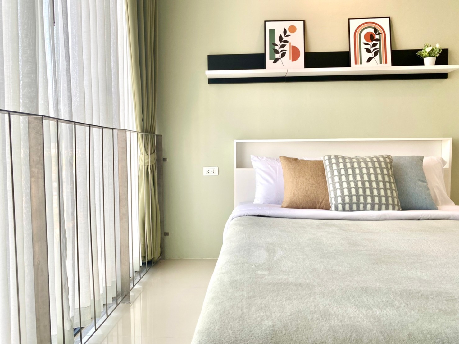 The Square Condominium WR-00904 4