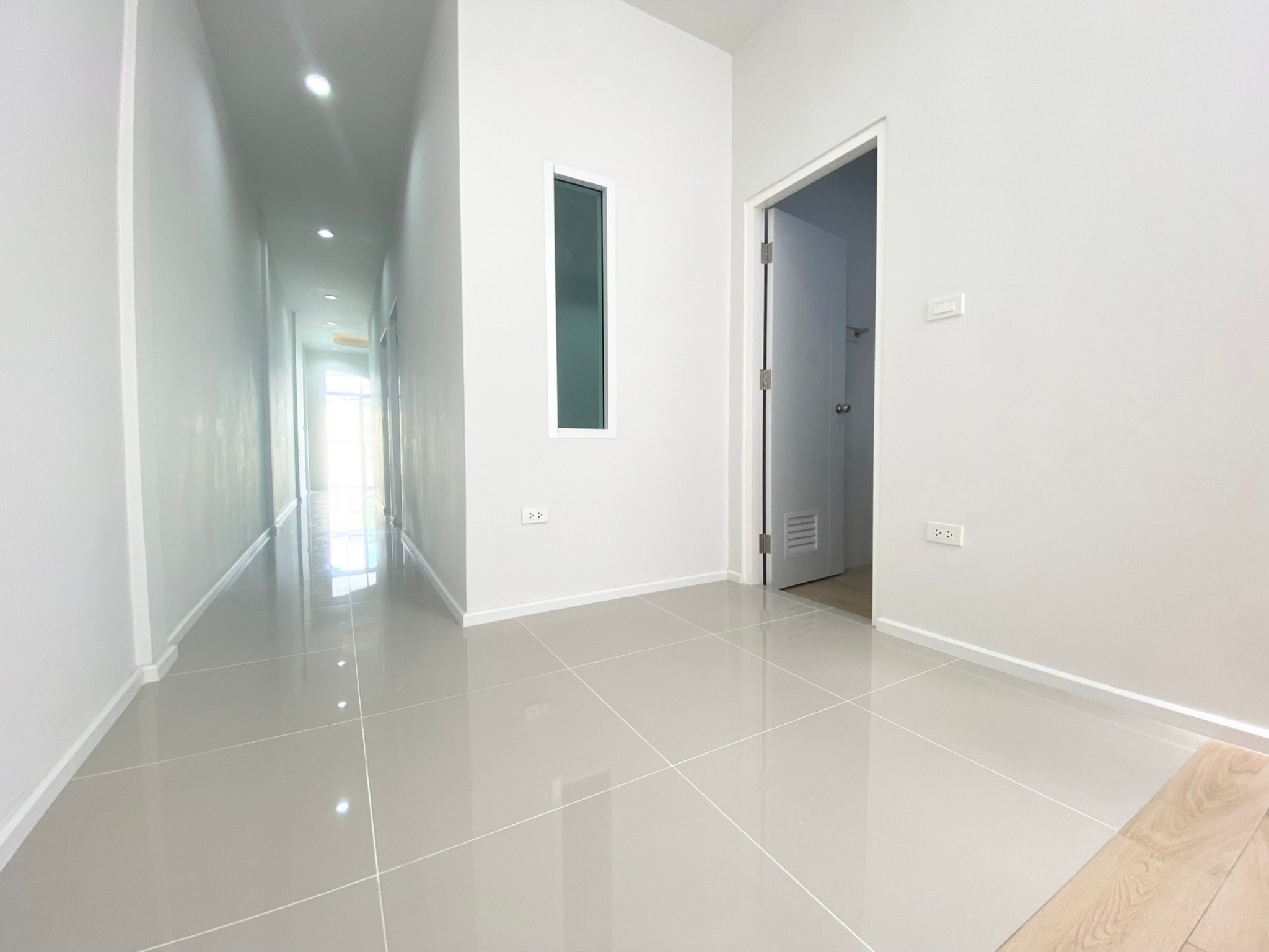 หมู่บ้านศรีสุชาติแกรนด์วิว WR-00864 3