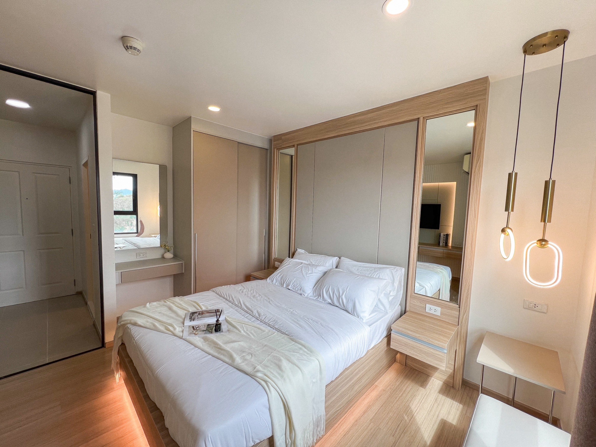 Zcape 1 Condominium WR-01487 4