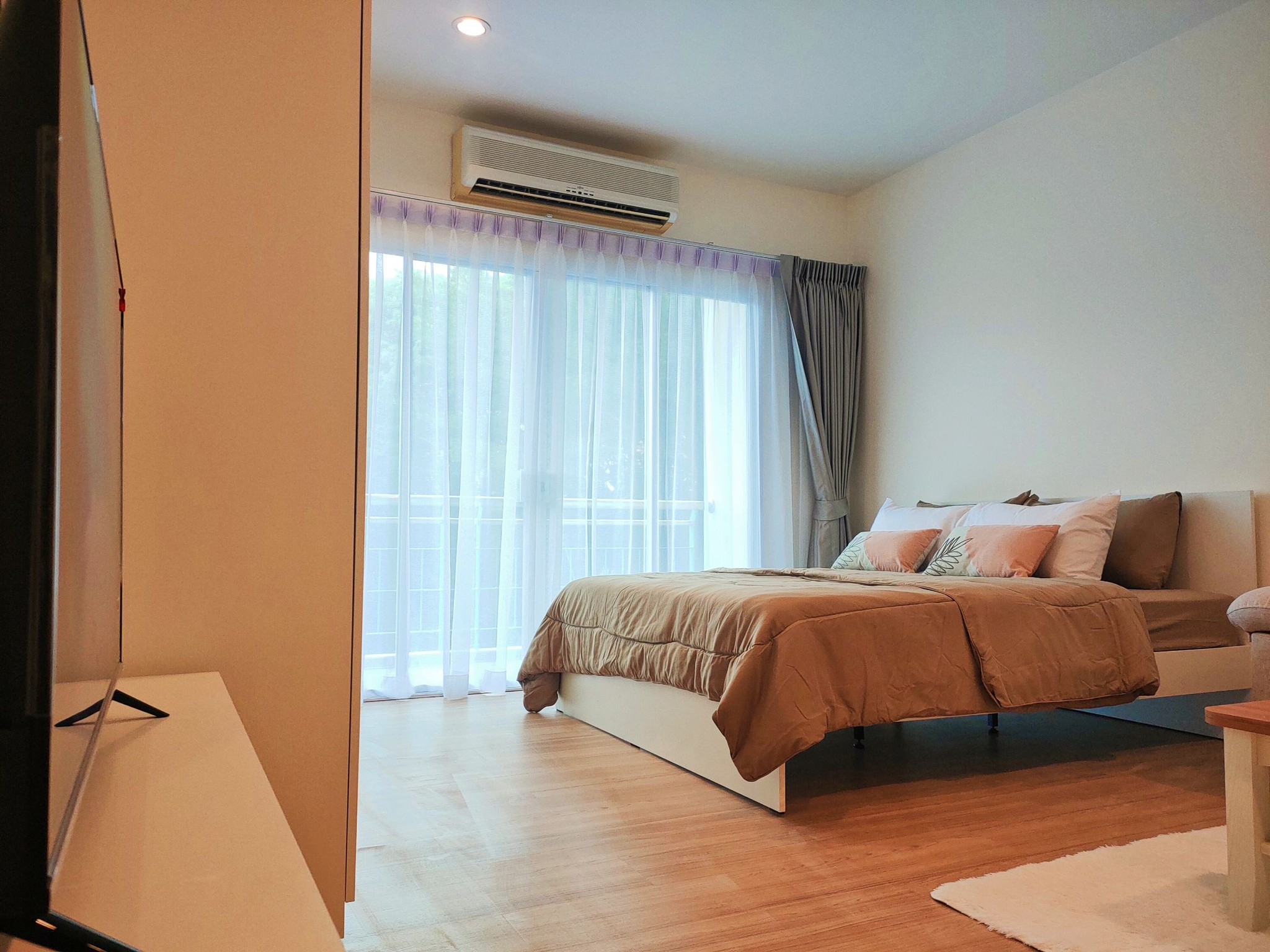 The Green Place Condominium WR-01521 3
