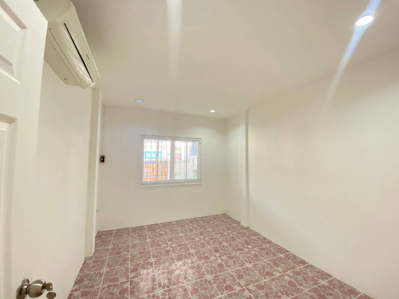 หมู่บ้านภูเก็ตวิลล่าแคลิฟอเนียร์ WR-01676 4