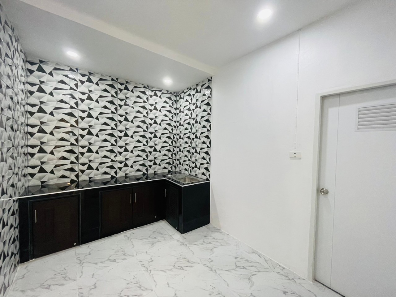 หมู่บ้านเพชรลัดดา ถลาง WR-01677 5