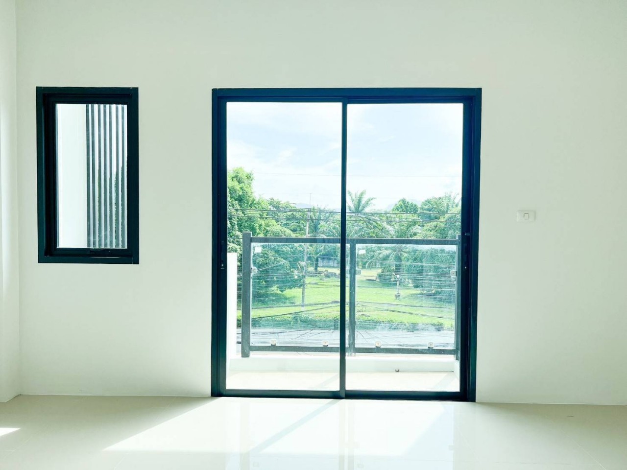 อาคารพาณิชย์ 3 ชั้น ติดถนนขวาง WR-01727 5