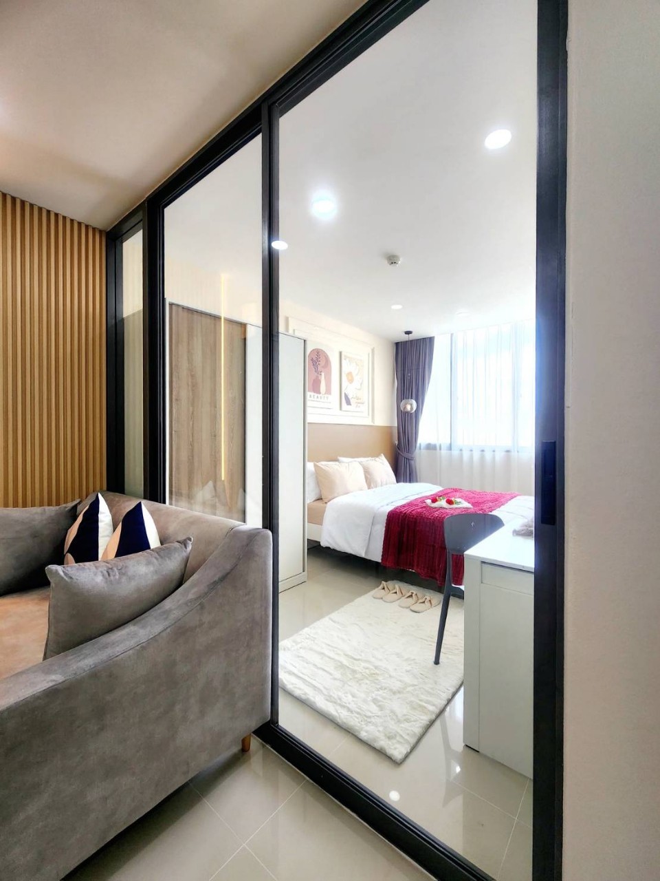 The Square Condominium WR-02292 5