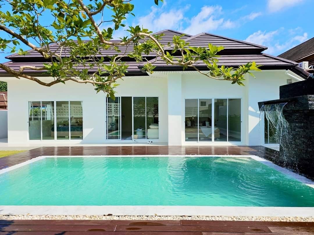 Pool Villa at Wichit WR-02552 9