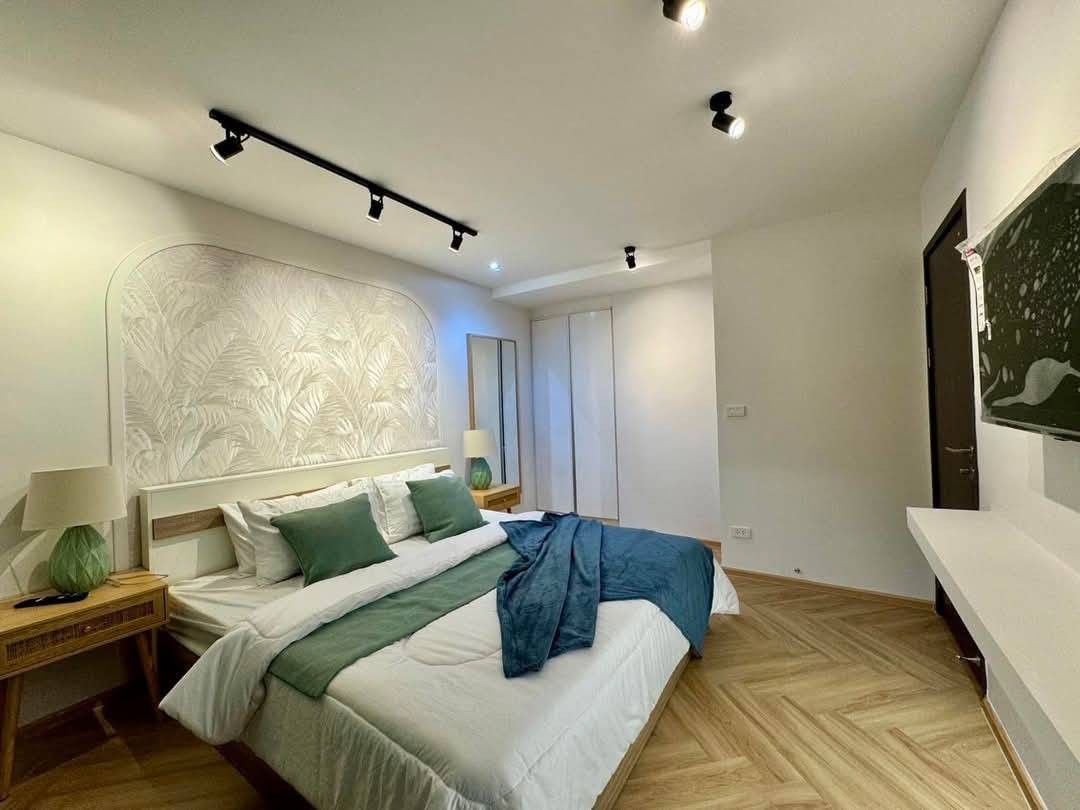 The Title Condo WR-02774 3