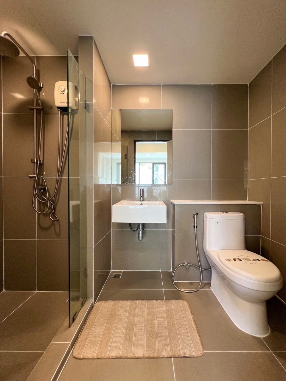 Centrio Condominium WR-02790 12