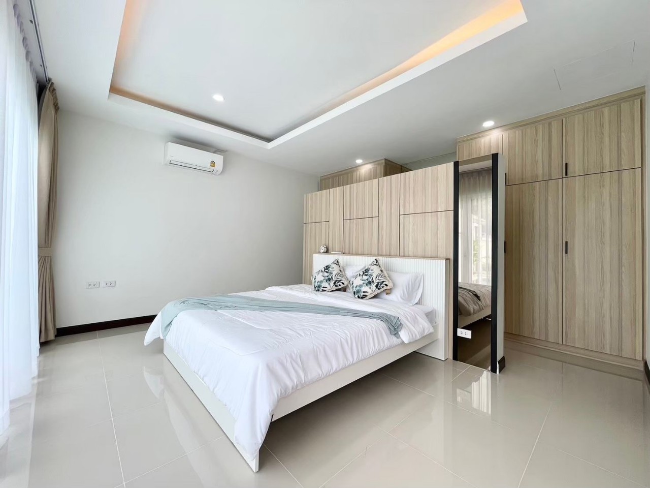 INTIRA Rawai Pool Villa WR-02873 12