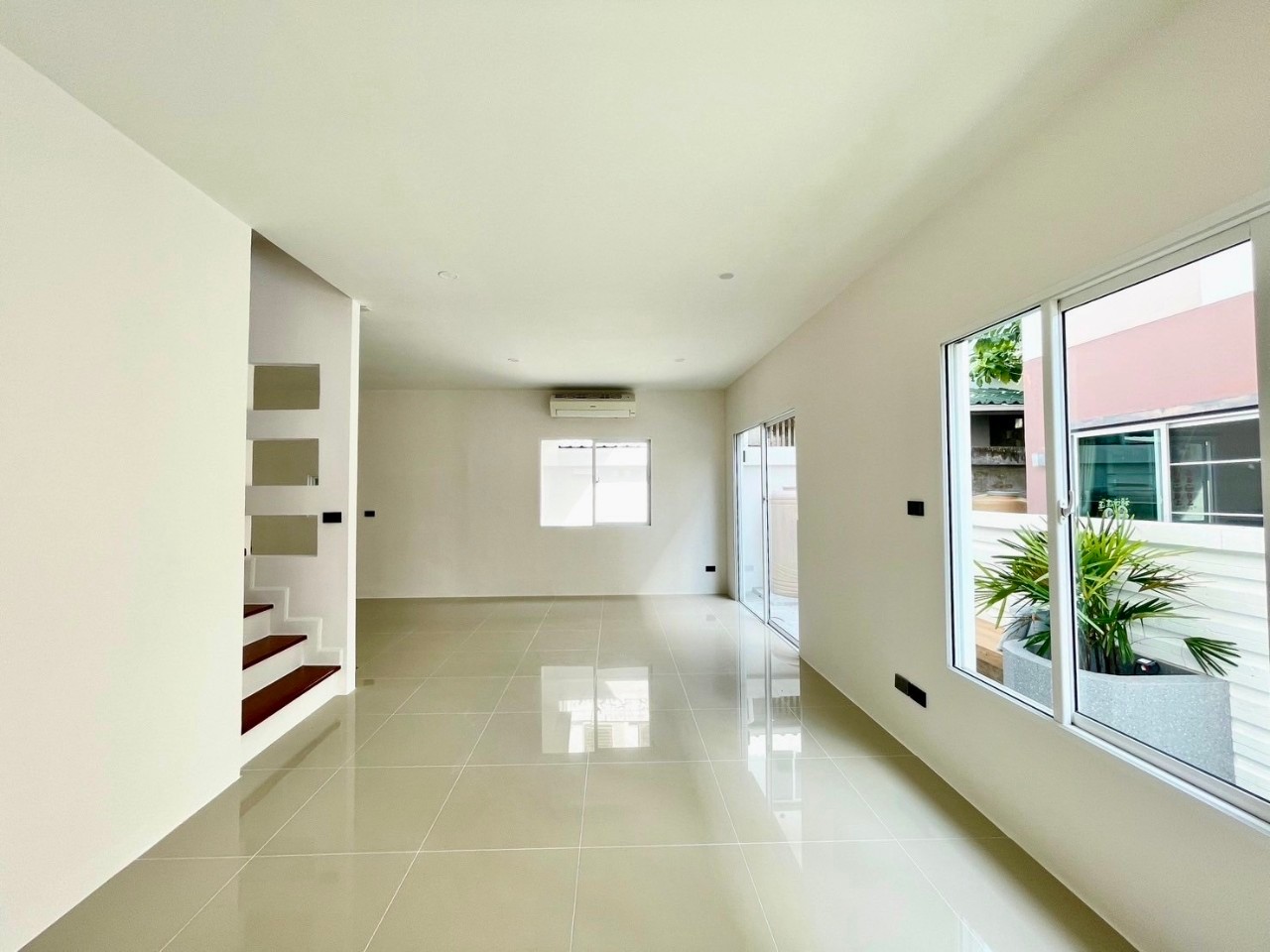 หมู่บ้านฮาบีทาวน์ เกาะแก้ว WR-02875 3