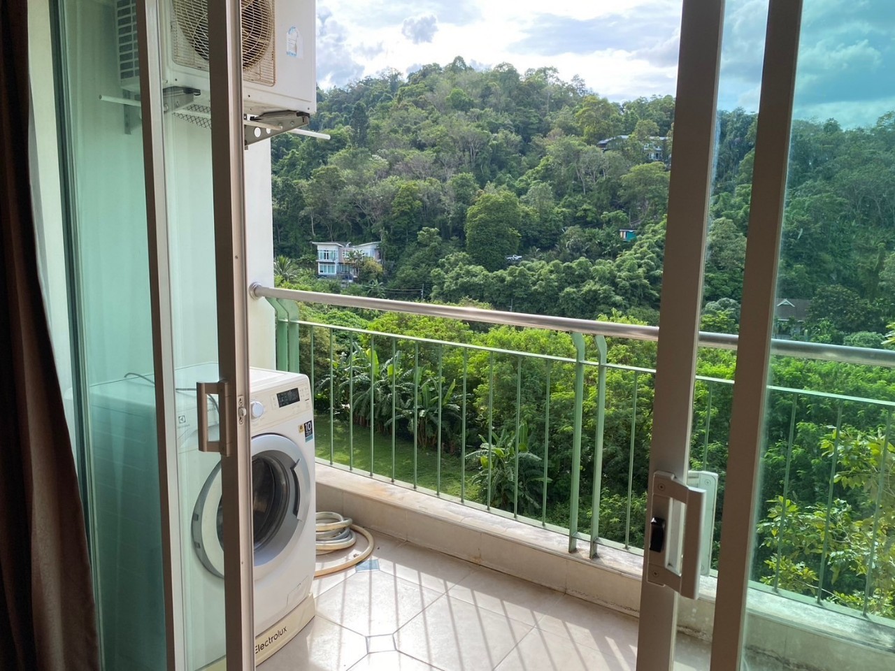 Phanason The Green Place Condominium WR-02909 12