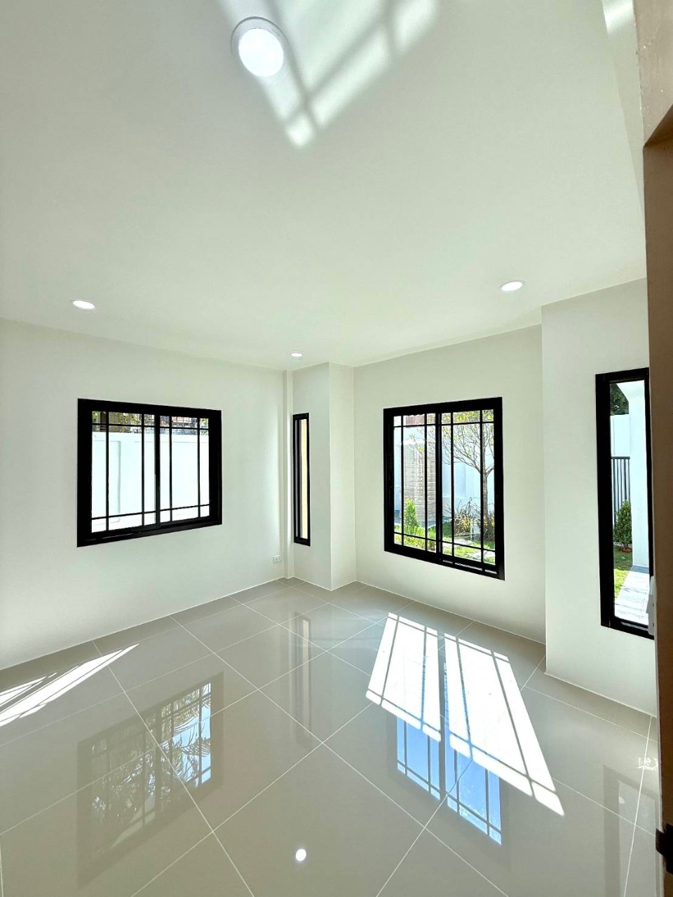 หมู่บ้านอิรวดี กะทู้ WR-02911 3