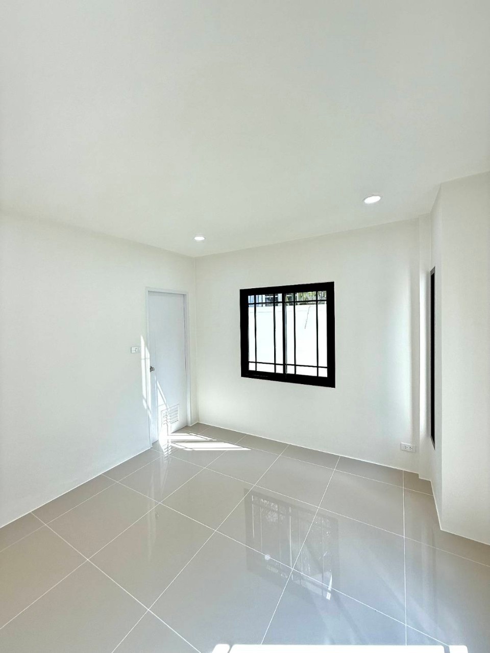 หมู่บ้านอิรวดี กะทู้ WR-02911 5