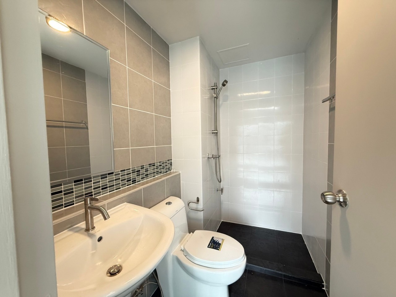 Dcondo Kathu WR-02922 11