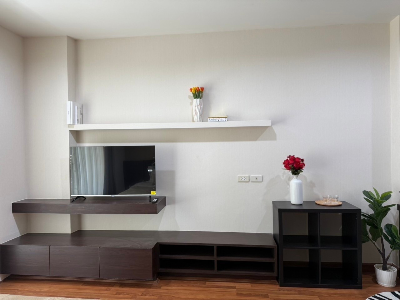 Phanason The Green Place Condominium WR-02933 5