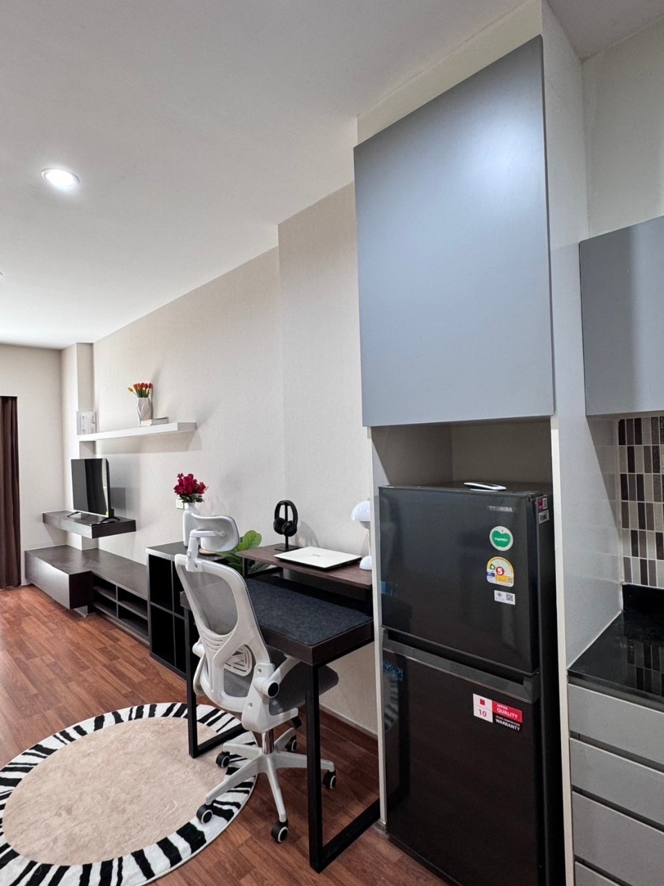 Phanason The Green Place Condominium WR-02940 7