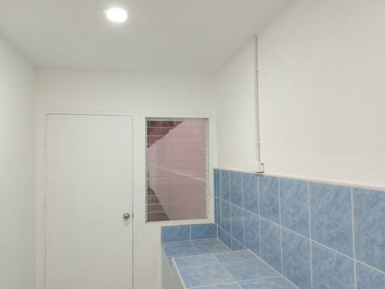 หมู่บ้านสาธินี ม่าหนิก WR-02947 7