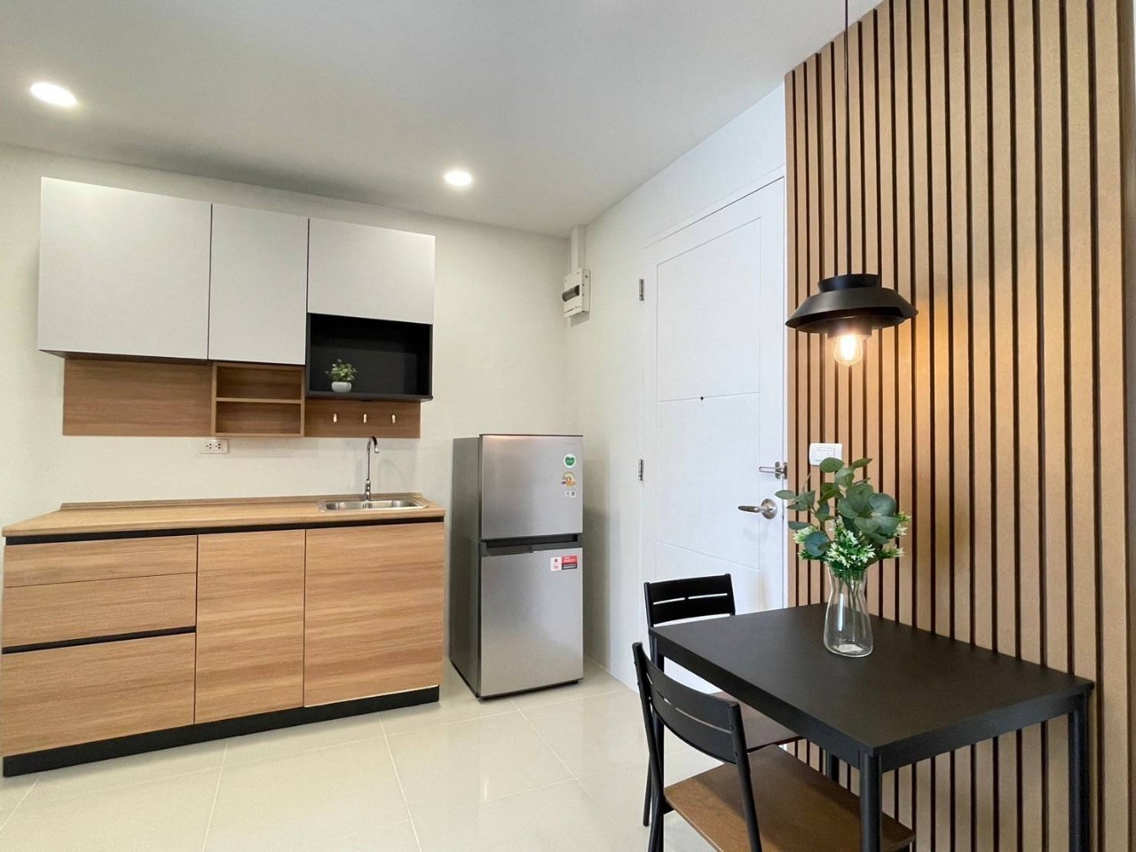 The Square Condominium WR-02964 10