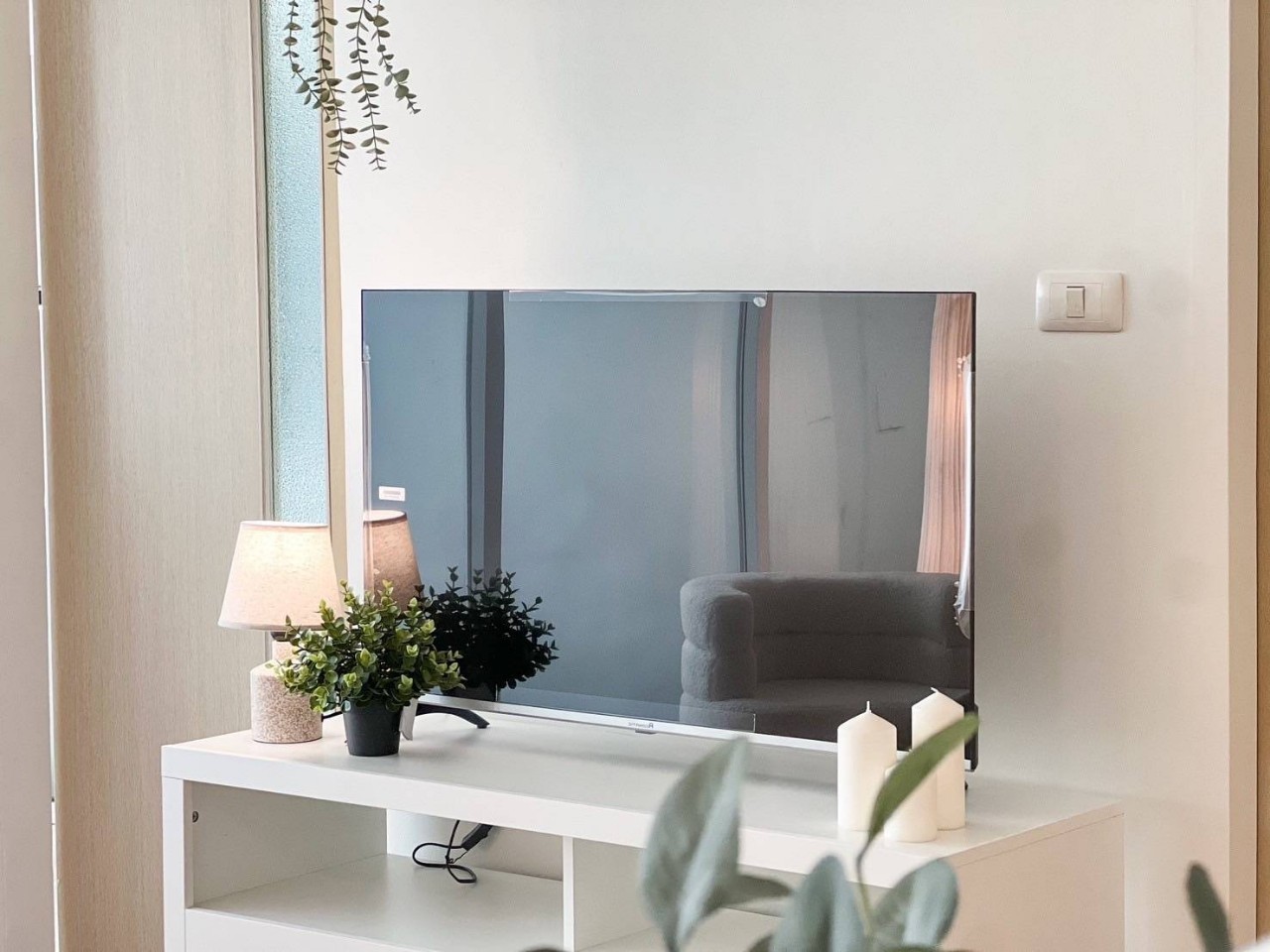The Light Condominium WR-02970 9