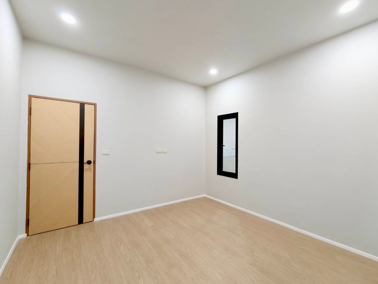 หมู่บ้านเทพนิมิตรสุขนิรันดร์ WR-02972 6
