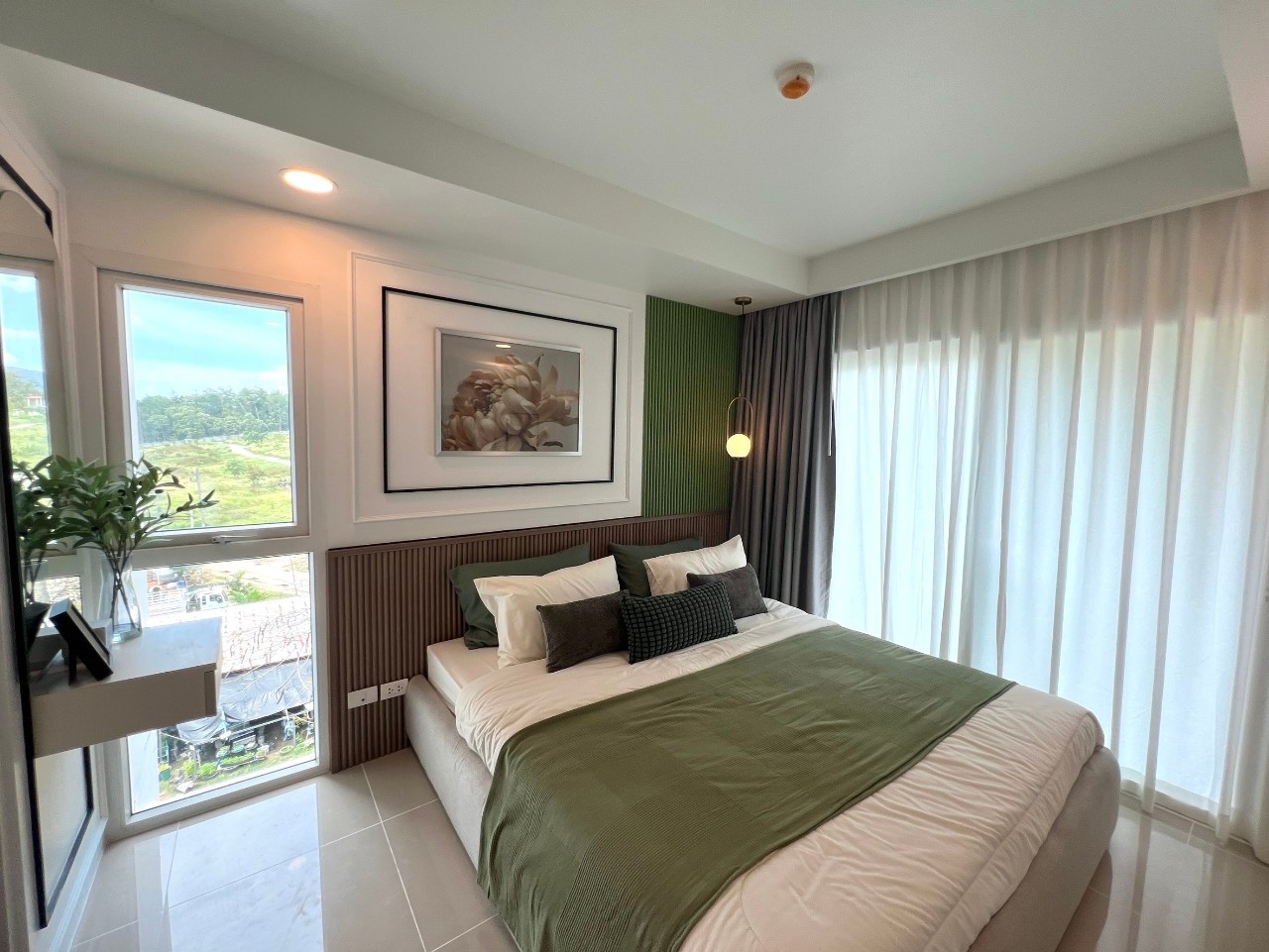 The Royal Place WR-02978 4