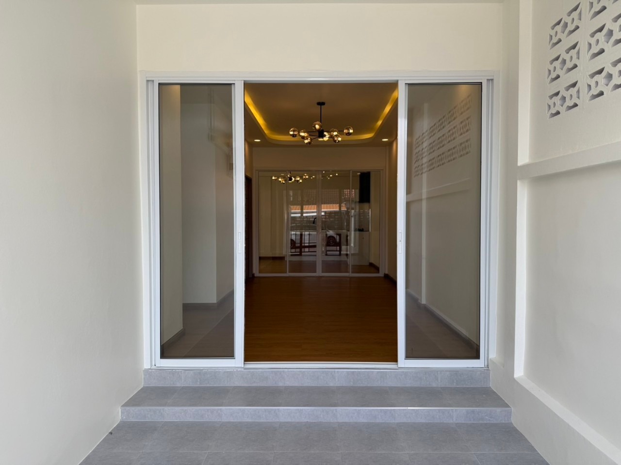 หมู่บ้านธารทอง 5 WR-02983 10