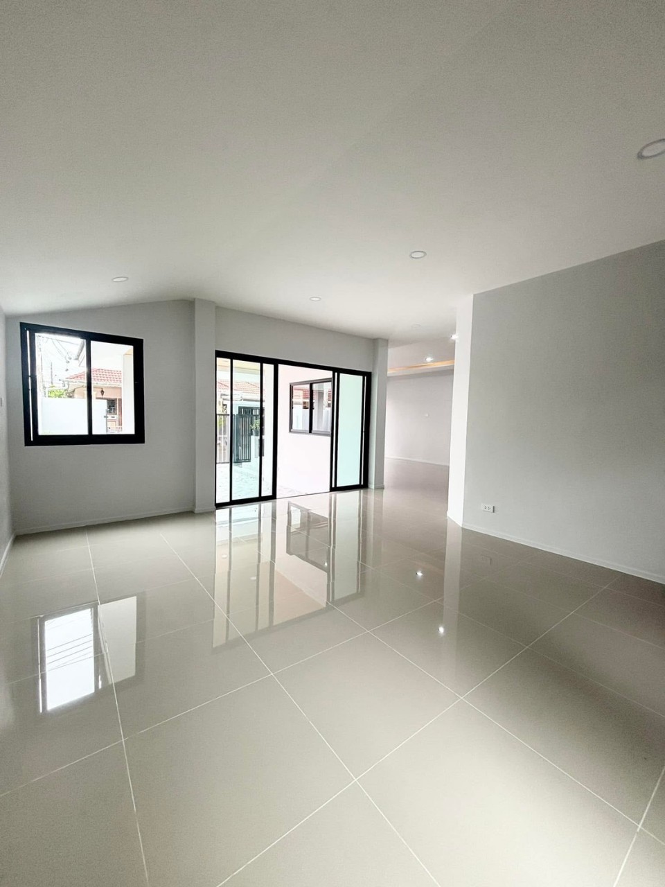 หมู่บ้านเนรมิตร 1 WR-02993 3