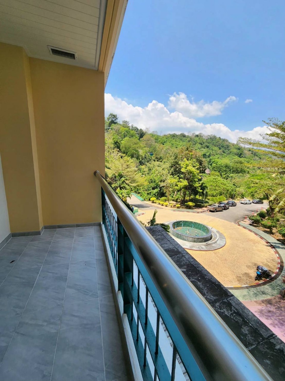 Phanason The Green Place Condominium WR-02994 12