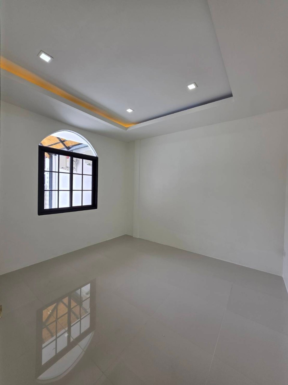 หมู่บ้านธินวุฒิ WR-02997 2