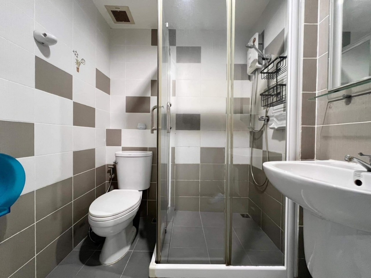 Zcape 3 Condominium WR-03003 11