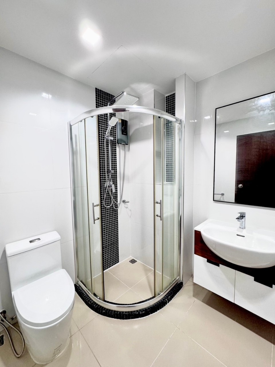 The Pixels Condo WR-3005 11
