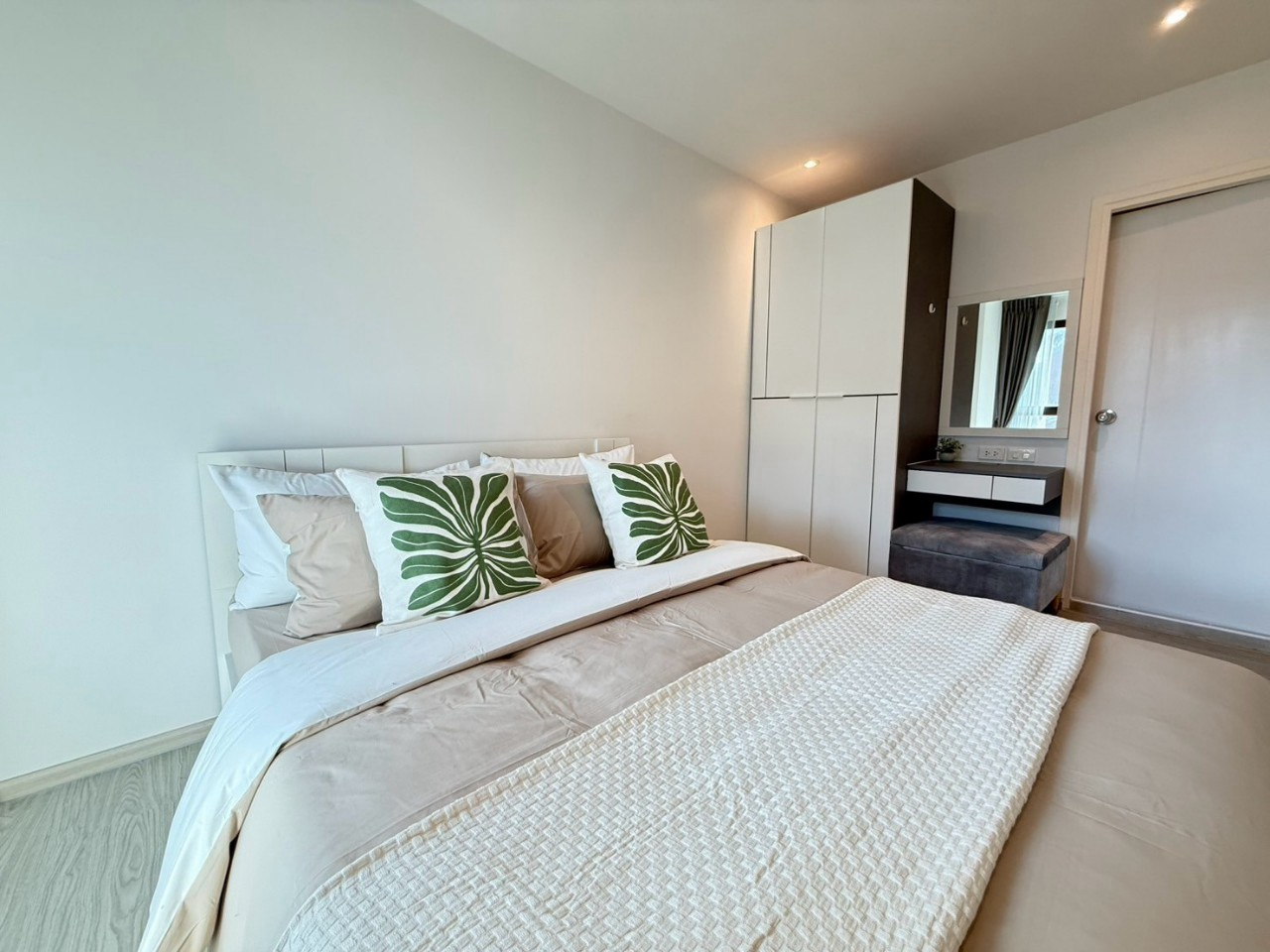 Zcape 3 Condominium WR-03022 4