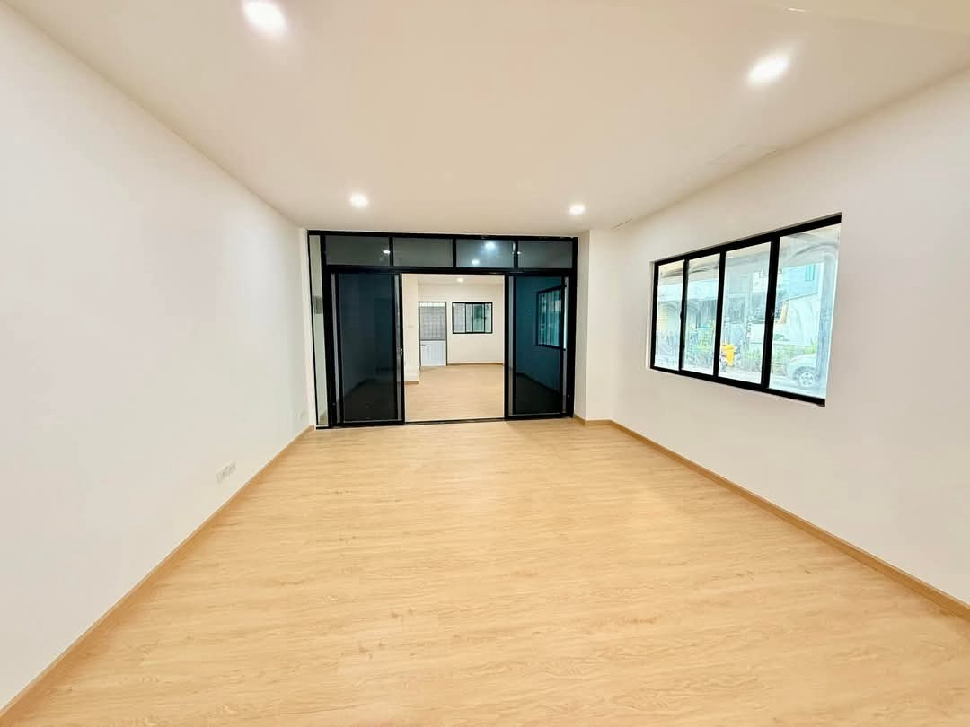 หมู่บ้านโกลเด้นวิลล์ 5 WR-03037 6