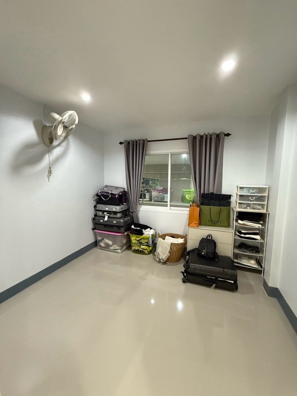 Land and House ปาริชาต WR-03056 3