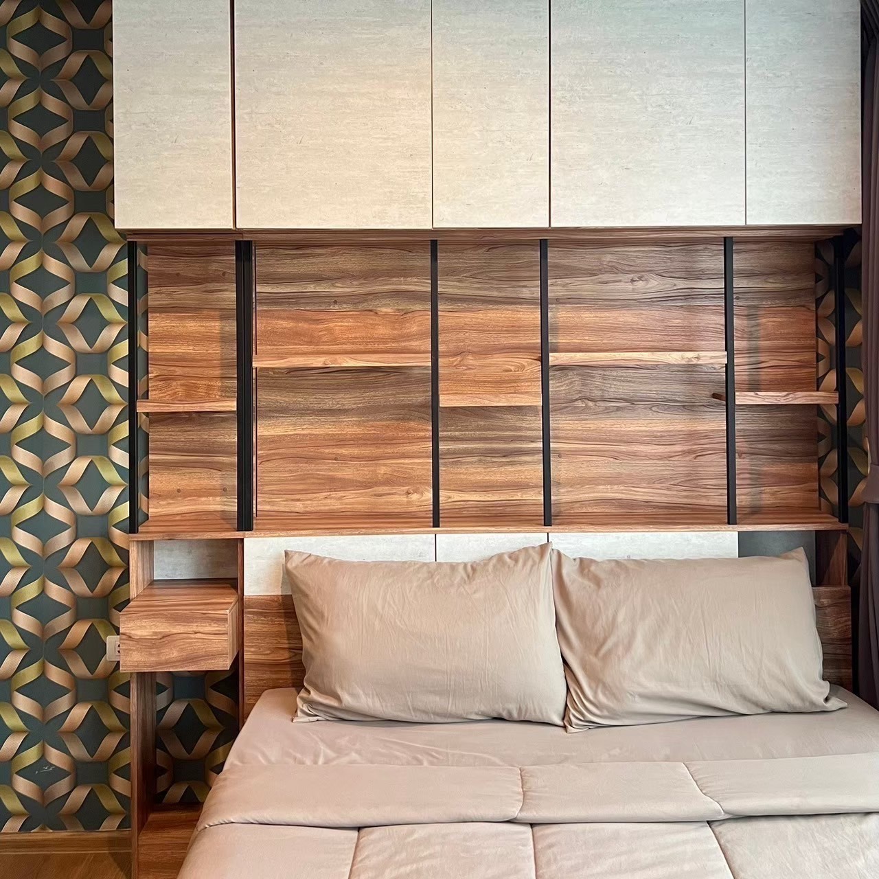 Centrio Condominium WR-03065 4
