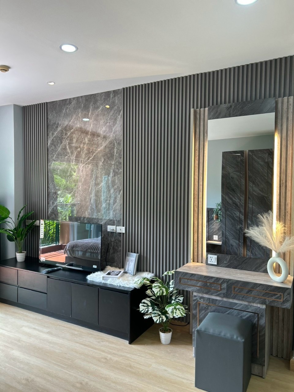 Phanason The Green Place Condominium WR-03066 5