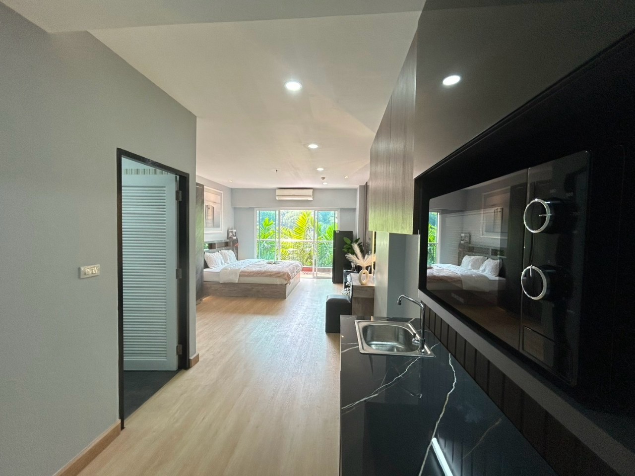 Phanason The Green Place Condominium WR-03066 8