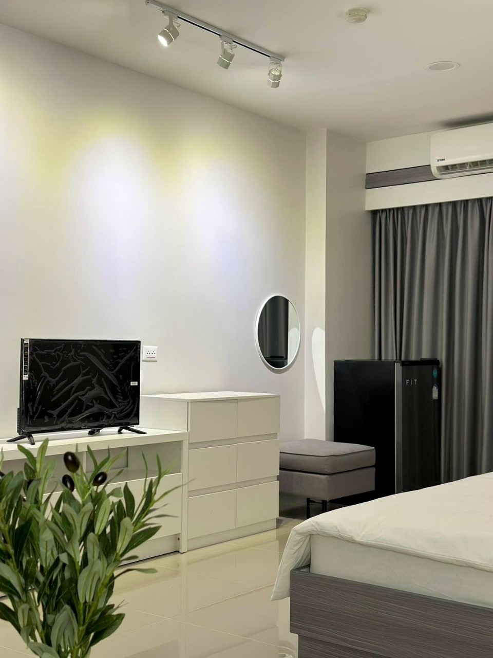 Phanason The Green Place Condominium WR-03071 6
