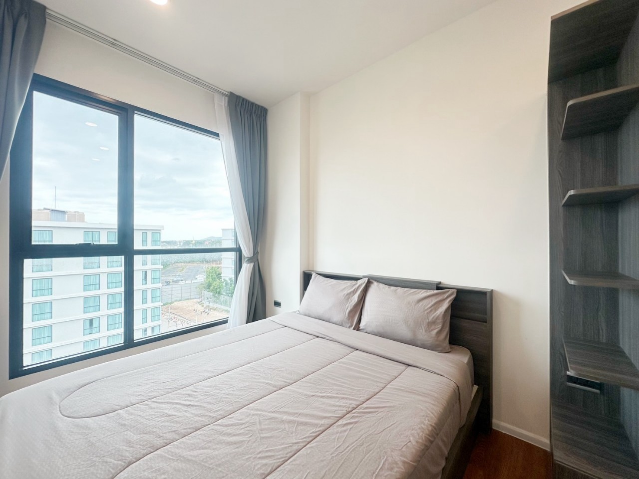 Space Condo WR-03073 5