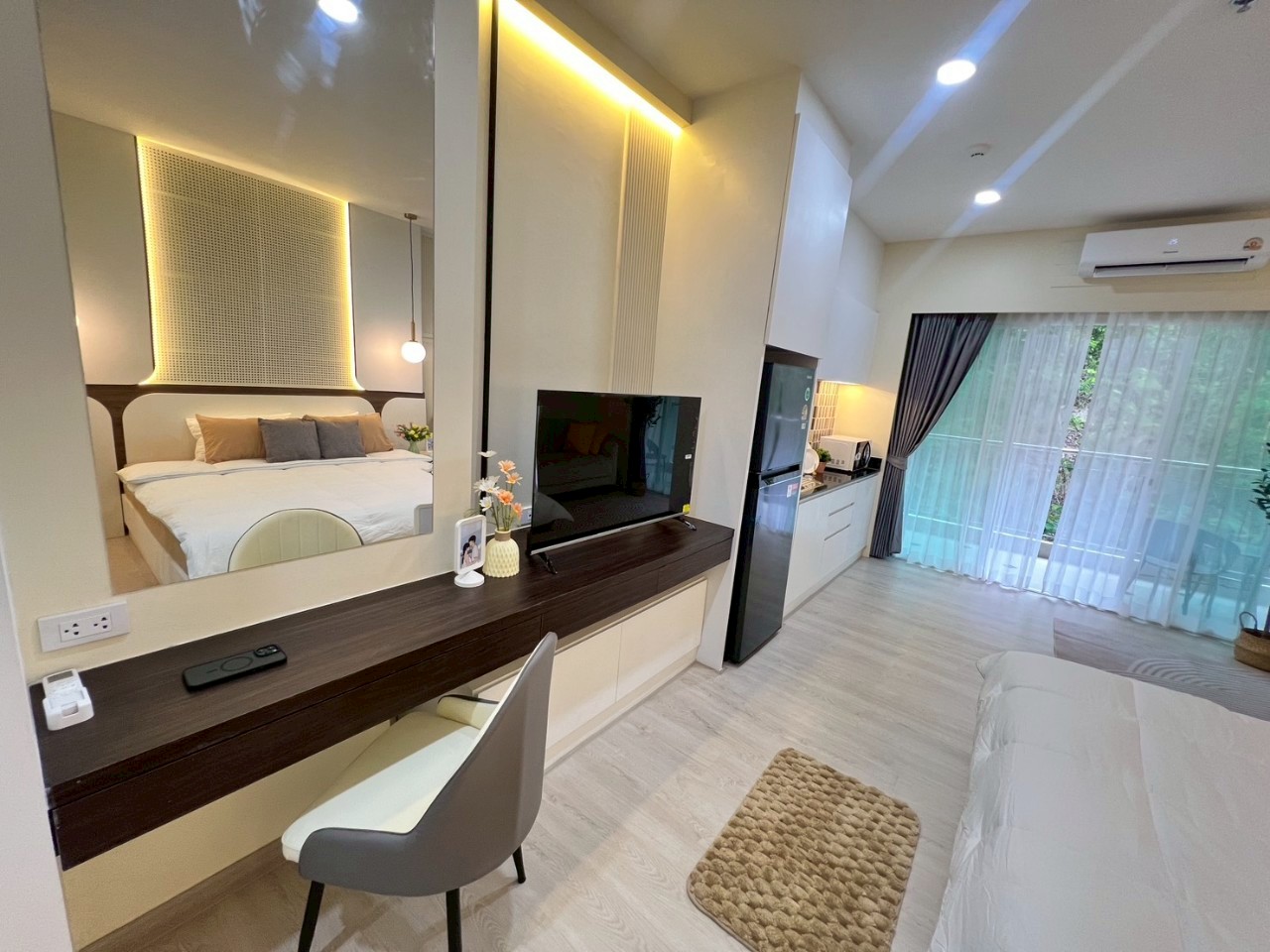 Phanason The Green Place Condominium WR-03101 3