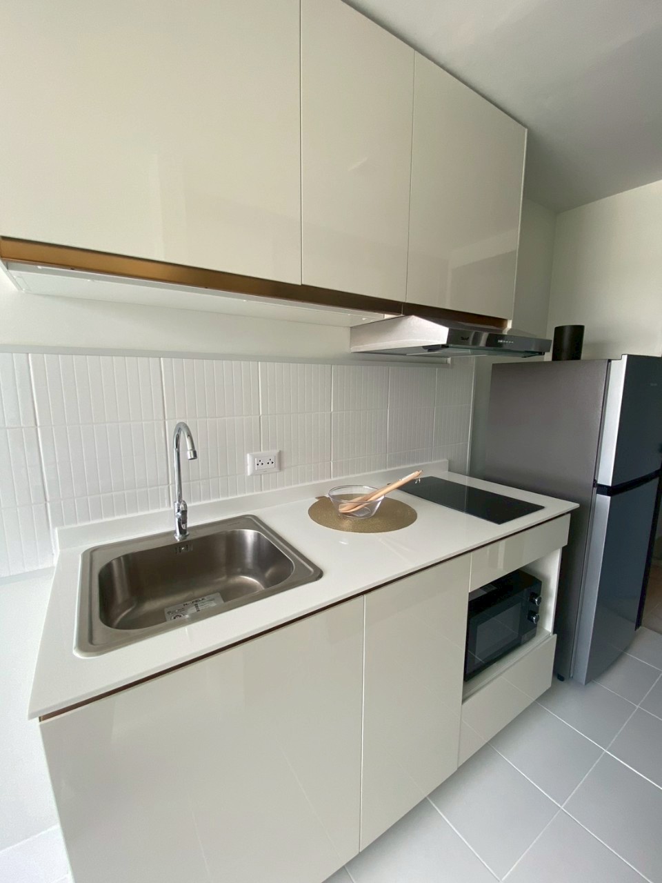 The Future Condo WR-03048 11