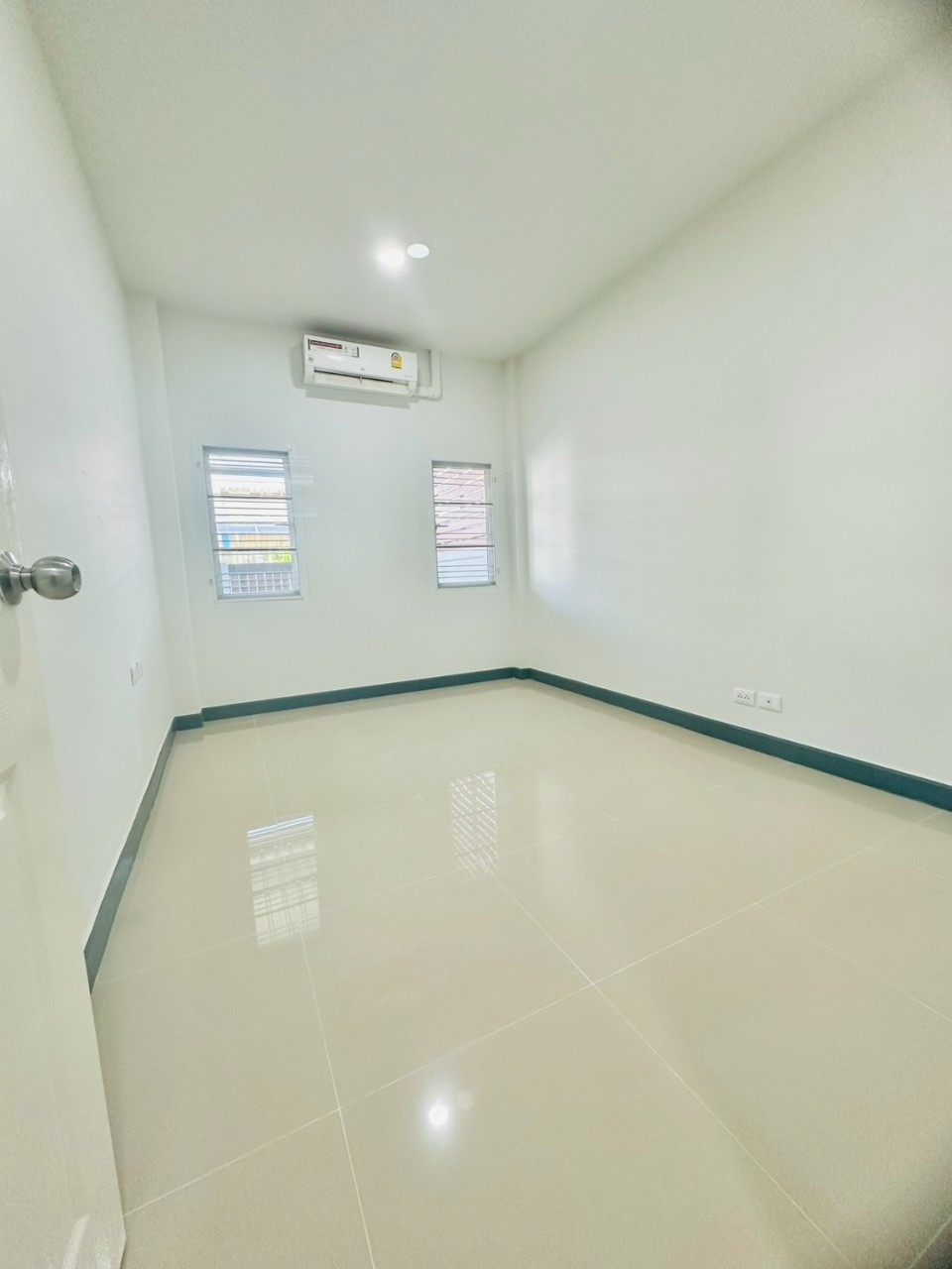 หมู่บ้านสุชารี วิลเลจ WR-03058 6