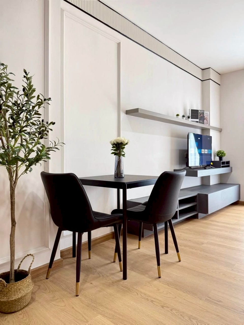 Phanason The Green Place Condominium WR-03112 5