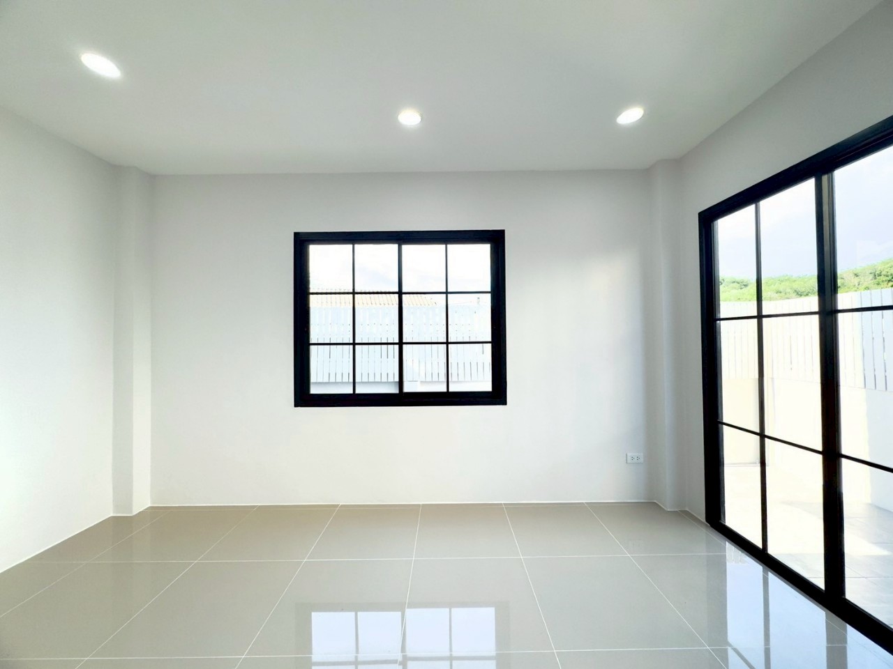 หมู่บ้านธนาภาพาร์ควิว 2 WR-02868 7