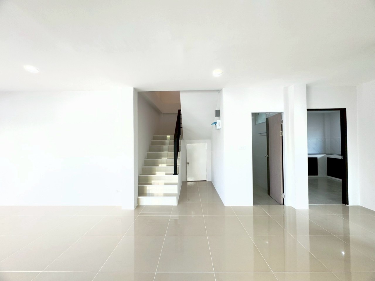 หมู่บ้านธนาภาพาร์ควิว 2 WR-02868 8
