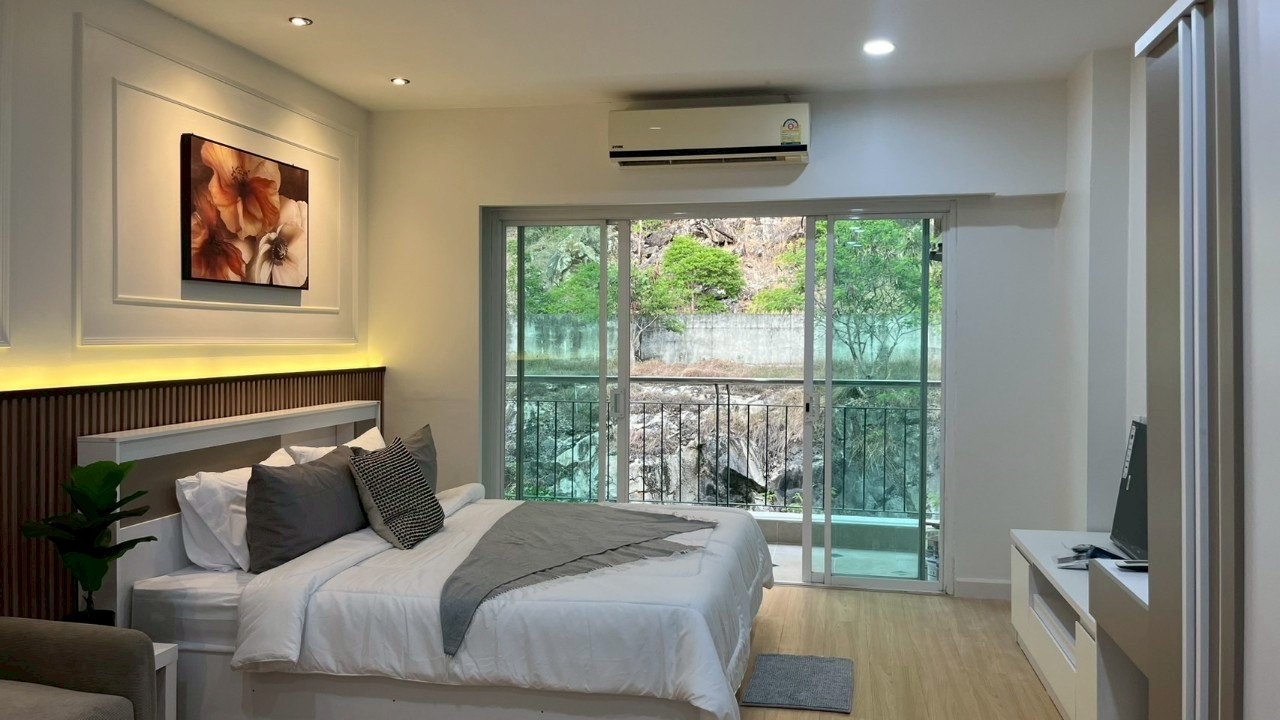 Phanason The Green Place Condominium WR-03122 6