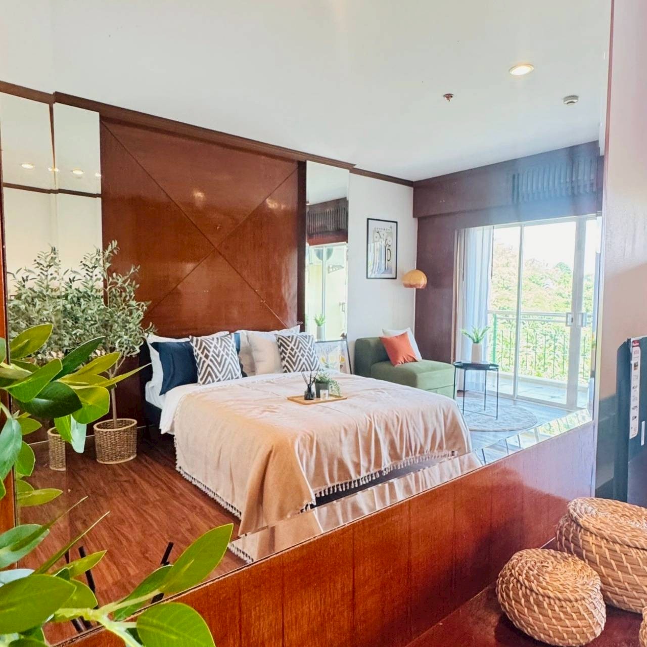 Phanason The Green Place Condominium WR-03136 6