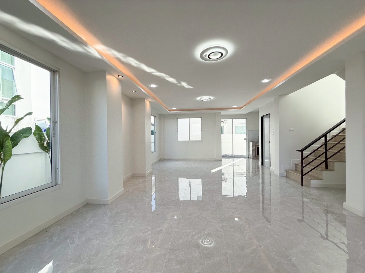 หมู่บ้านเจ้าฟ้าพรีเมียร์เกาะแก้ว WR-03144 2