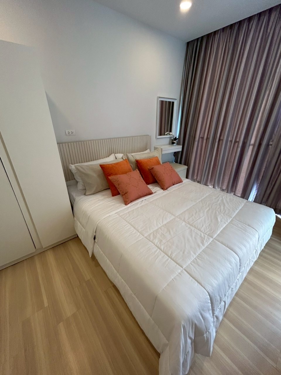 The Square Condominium WR-03150 4