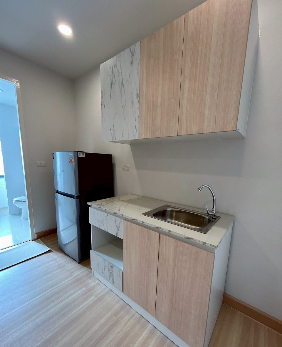 The Square Condominium WR-03150 9